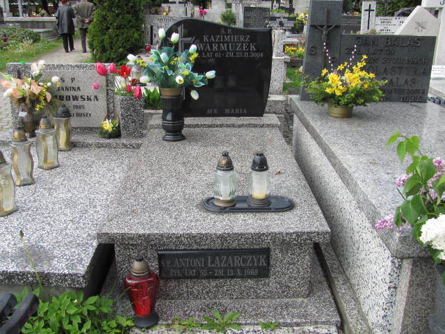 Grób Kazimierz Warmuzek