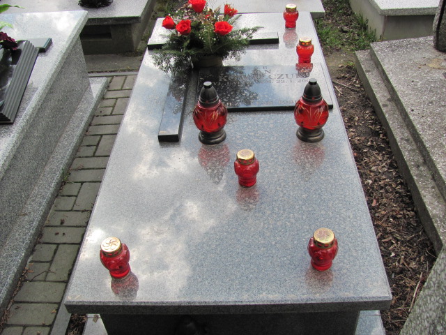 Grób Adam Kowalczuk