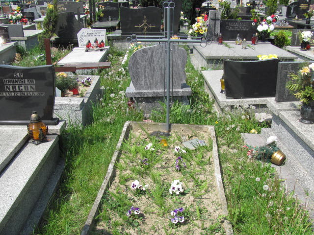 Grób Mieczysław Nowak